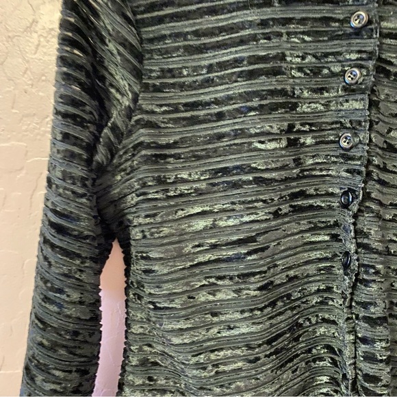 Mesh and Felt Button Up Top - Picture 3 of 5